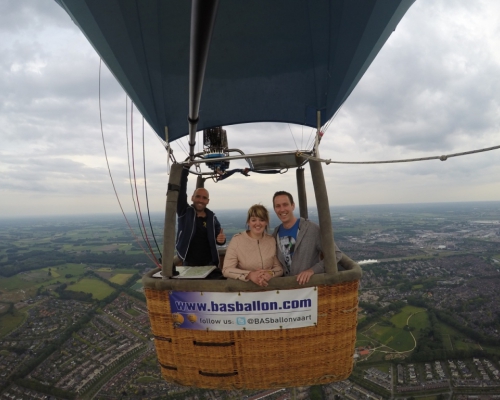 Huwelijks aanzoek in een Luchtballon boven Deventer